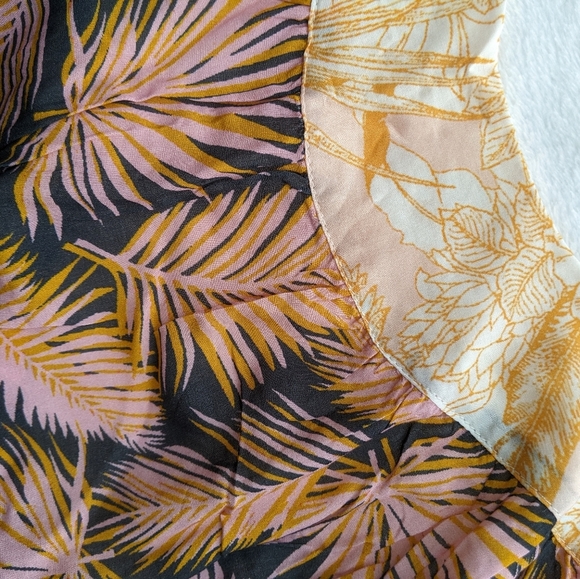 Maaji Crop Top Sleeveless Azahar Clouds Palm Floral Print Swing Style M NWT - Picture 12 of 16